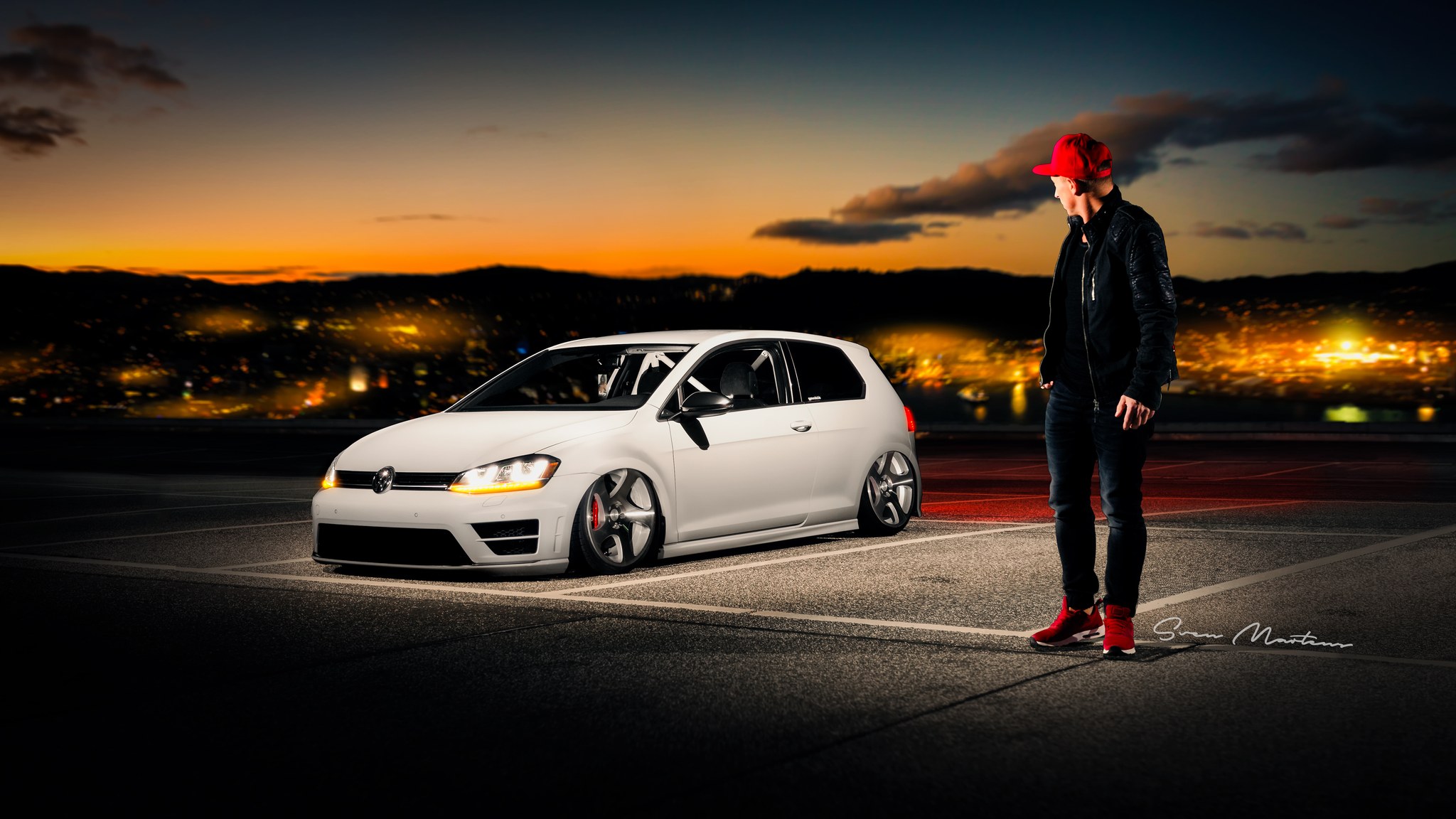 VW Golf 7 GTI — Tuning Shoot bei Sonnenuntergang